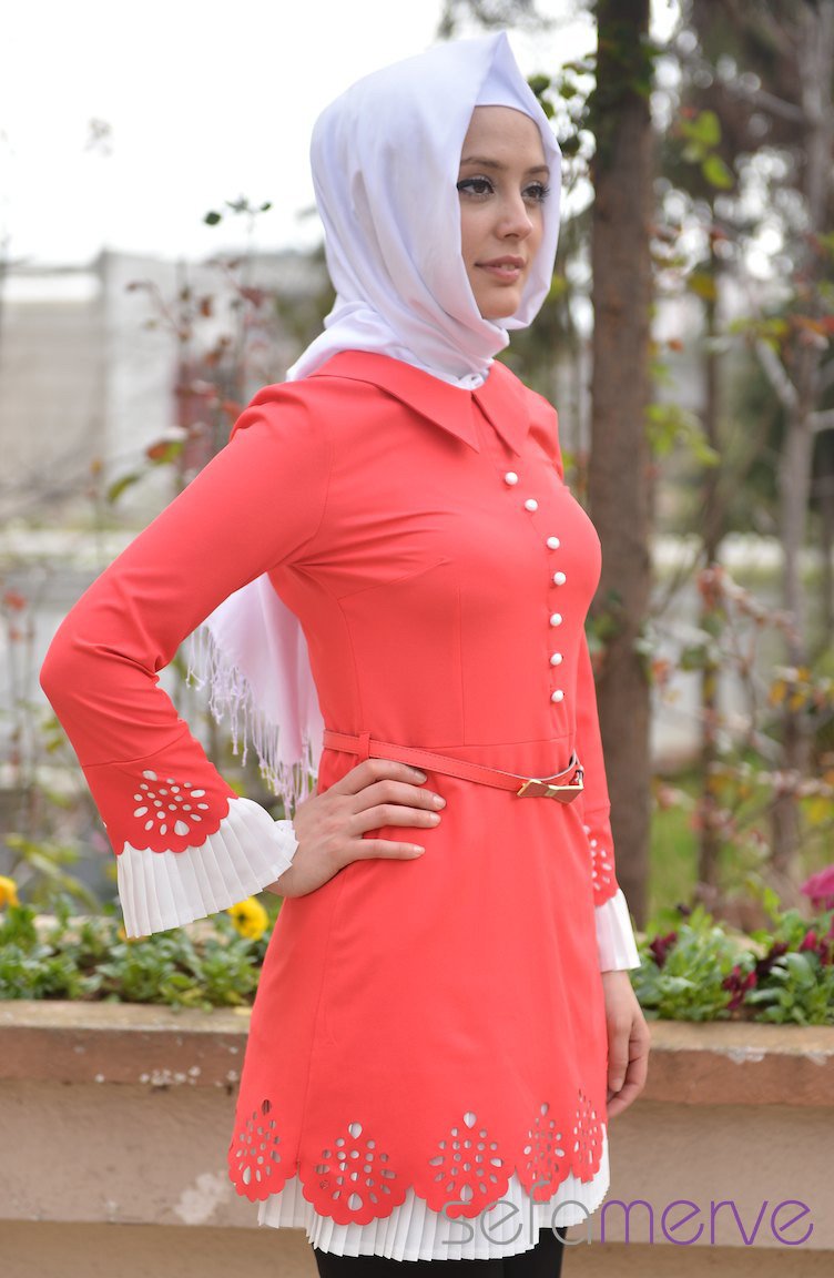 http://cdn.sefamerve.com/image/cache/data/bol_paca_pantolon_tunikler/sefamerve_kombin_2005_04_1-752x1152.jpg