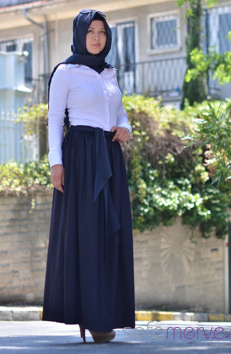 Sefamerve belden büzgülü lacivert etek 06 Sefamerve belden büzgülü lacivert etek 06